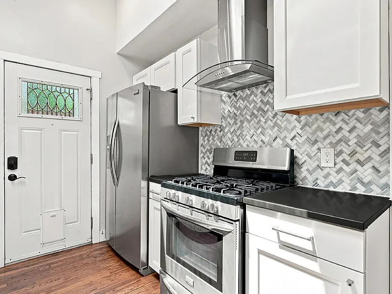 665 Tennyson St — Photo 7