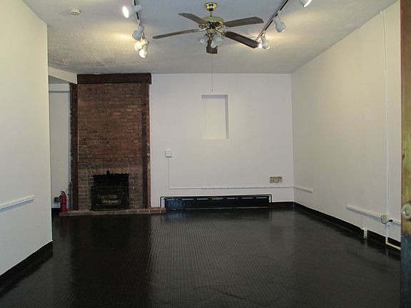 3rd image of 240 E 29th St APT 1