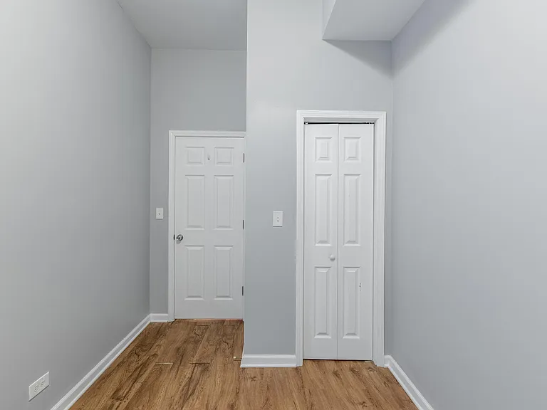 1102 W 18th St #3F — Photo 18