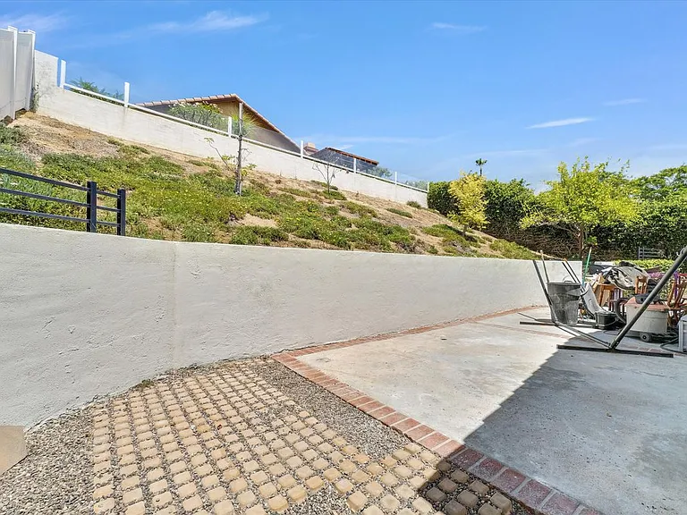 501 Roosevelt St — Photo 6