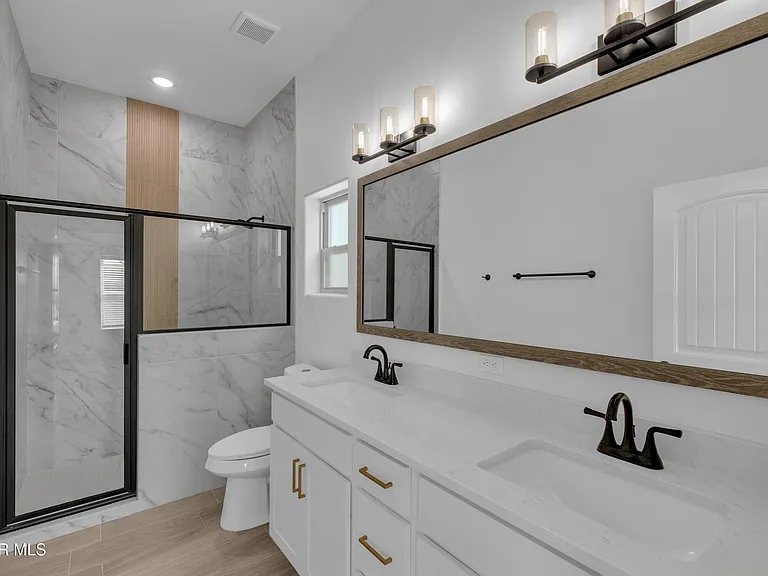 781 Cedarwood Ave — Photo 30