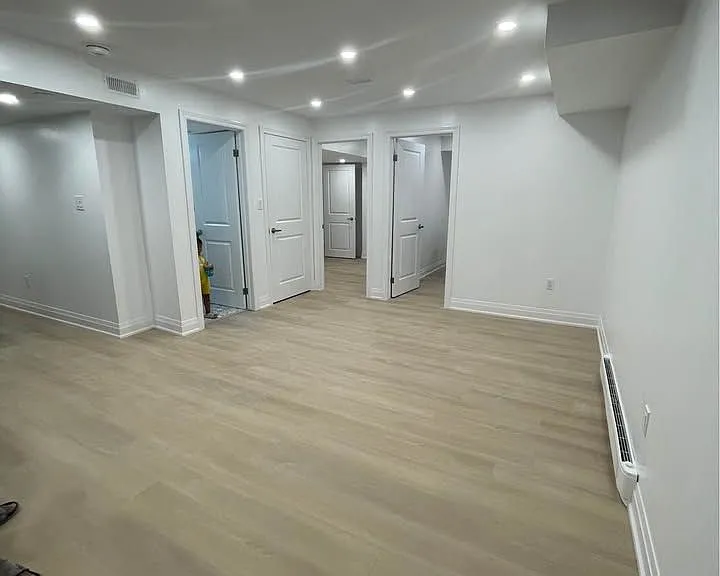 121 Micklefield Ave #BASEMENT — Photo 5