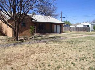 1306 Avenue A, Levelland, TX 79336