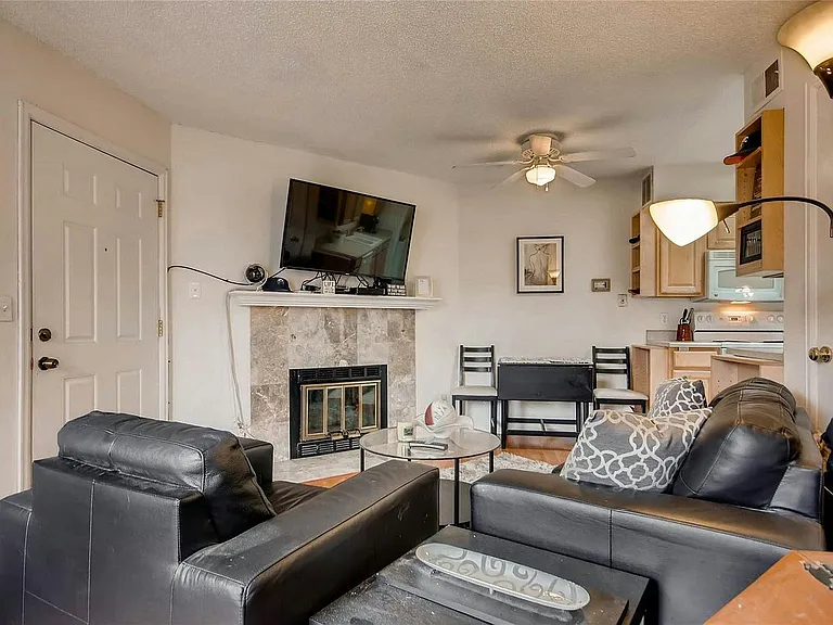 1825 Kendall St #312 — Photo 4