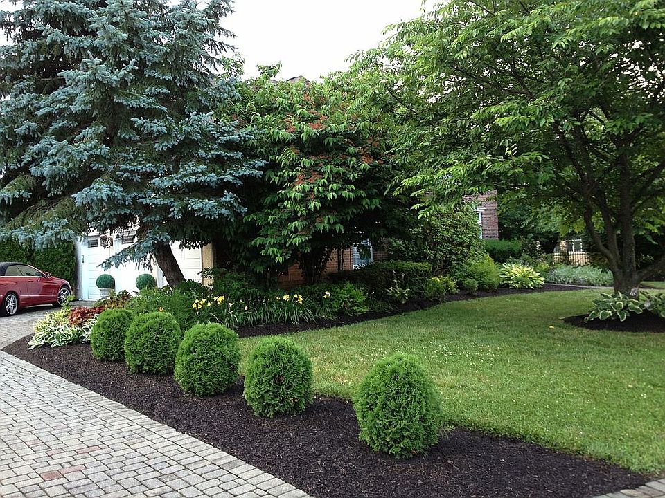 2nd image of 2076 Saint Andrews Dr