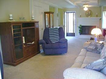 3rd image of 4972 Aquarius Ct