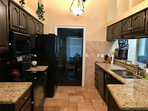 2nd image of 4461 Winderwood Cir