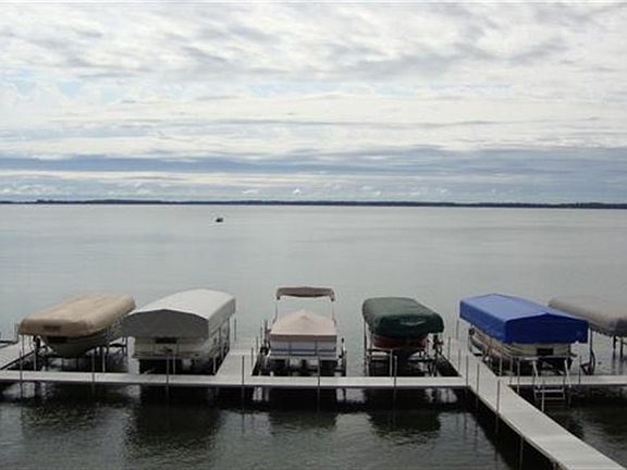 5th image of 7595 N Shore Dr Unit 212