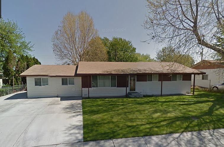 1st image of 916 N Volland St
