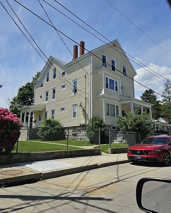 1st image of 80 Warburton St