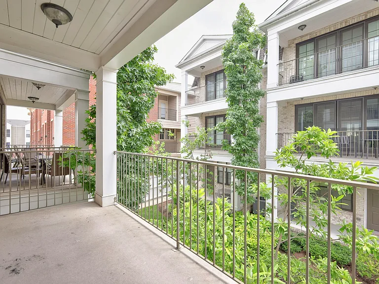 2116D Acklen Ave — Photo 31