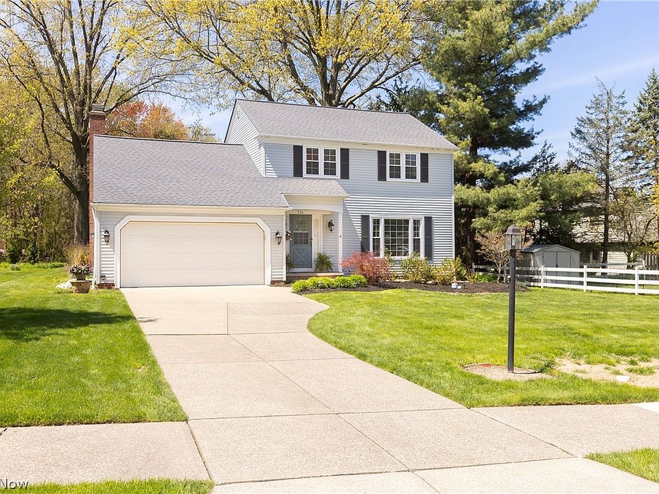 574 Crestview Dr, Bay Village, OH 44140 Zillow