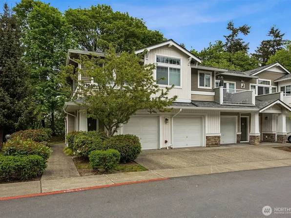 21048 40th Place S #J2, SeaTac, WA 98198