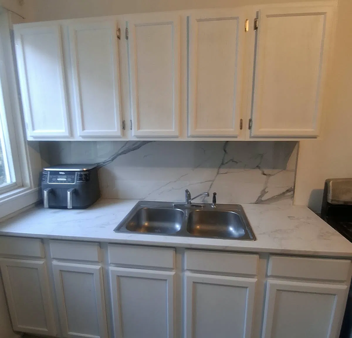 409 Davis St — Photo 3