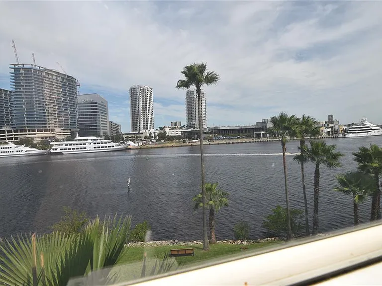 702 Coral Reef Dr #702 — Photo 26