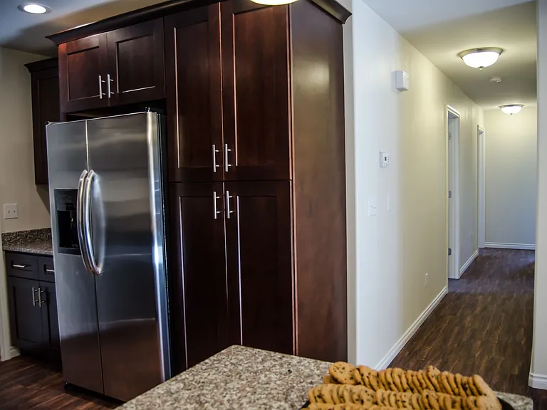981 W Cache Dr — Photo 4