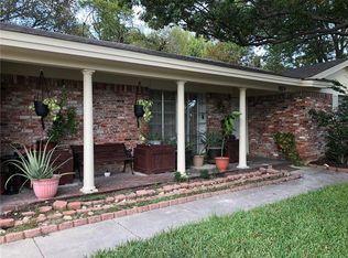 8024 Carrick St, Benbrook, TX 76116