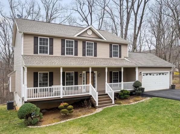 33 Caesar Rd, Harpers Ferry, WV 25425