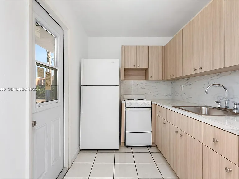 345 W 68th St #202 — Photo 10