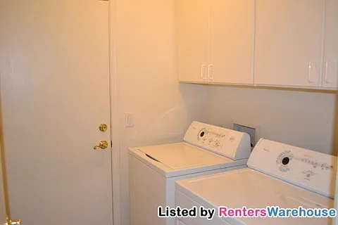 1744 W Frye Rd — Photo 15