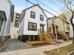 5551 Sullivan St, Halifax, NS B3K 1X6