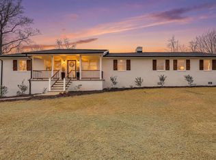 68 Hill Dr, Fincastle, VA 24090