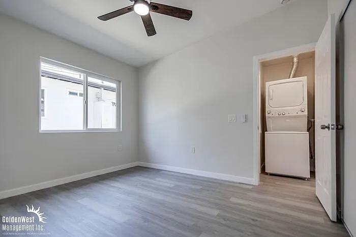 3981 King St #3981 — Photo 16