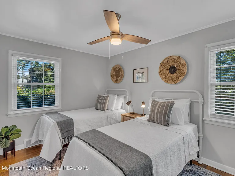 608 Brielle Ave — Photo 23