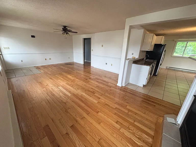 205-207 Helen St #1 — Photo 2