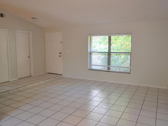 4th image of 281 Cory Ave NE