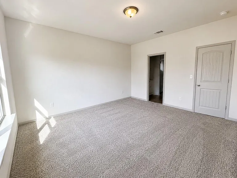 1416 Fairhaven Gtwy — Photo 7