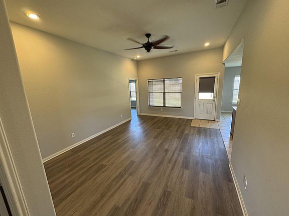 2nd image of 107 Cowpoke Ct