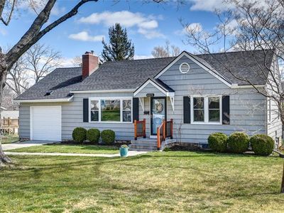 6425 Floyd St, Overland Park, KS, 66202