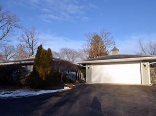 33 Green Bay Rd, Highland Park, IL 60035