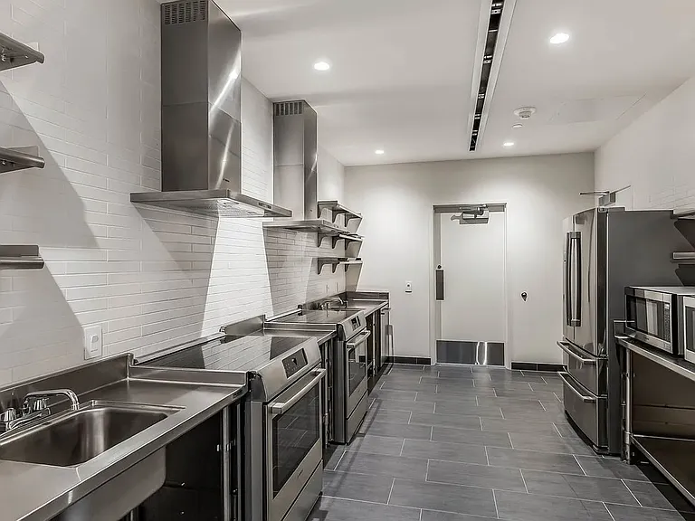 1001 Queen St #1103 — Photo 5