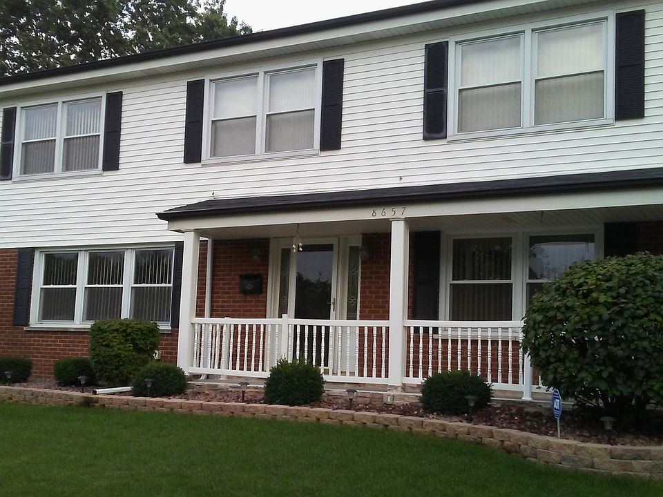 1st image of 8657 Oak Hill Ct
