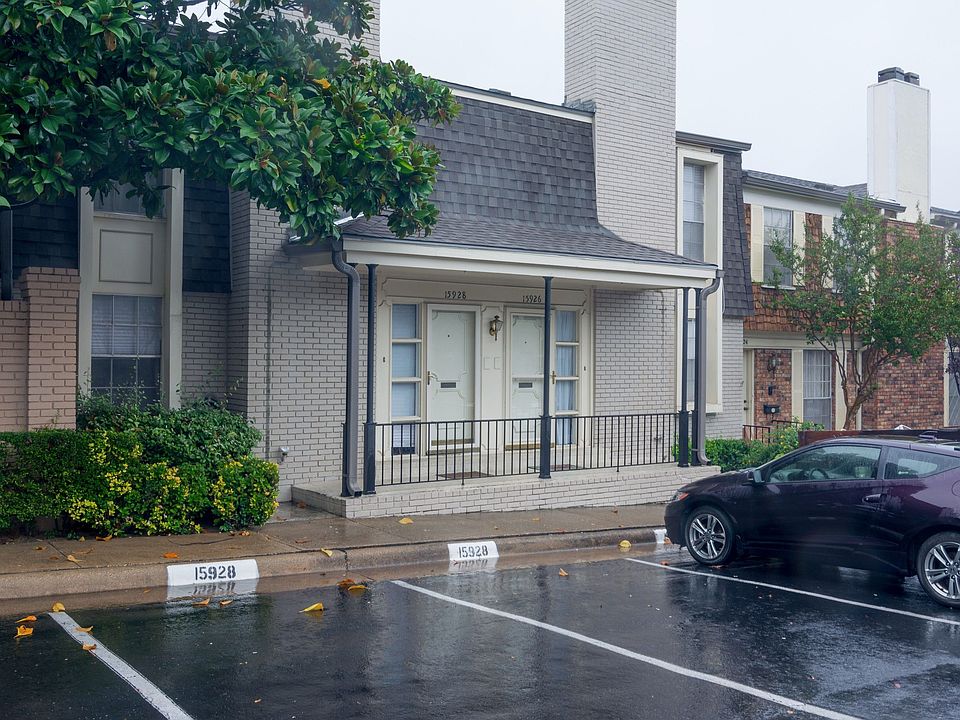 1st image of 15928 Coolwood Dr #1037