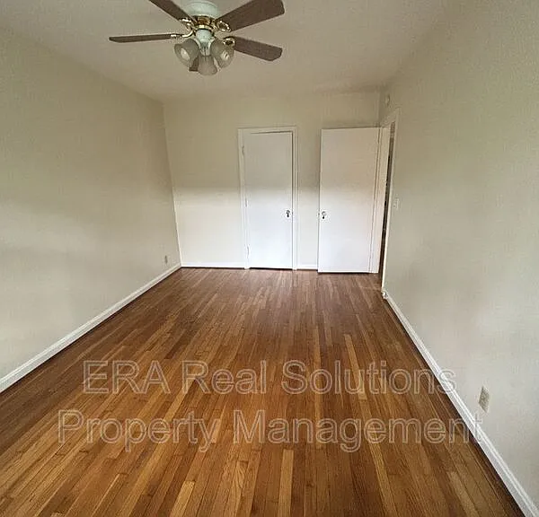 249 Loraine Ave #4 — Photo 6
