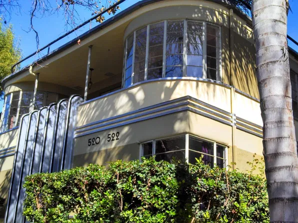 520 N Rossmore Ave #201, Los Angeles, CA 90004