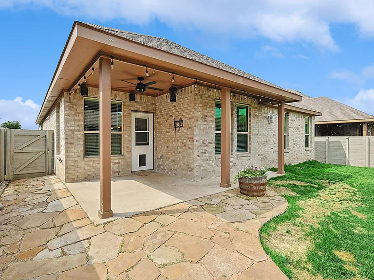 2108 Blackrail Ct — Photo 24