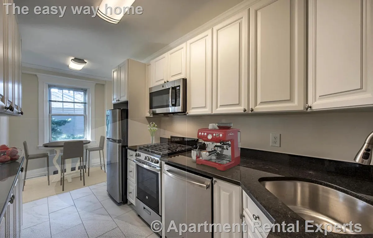 Apartment Rental Experts - 22 Chauncy St #4