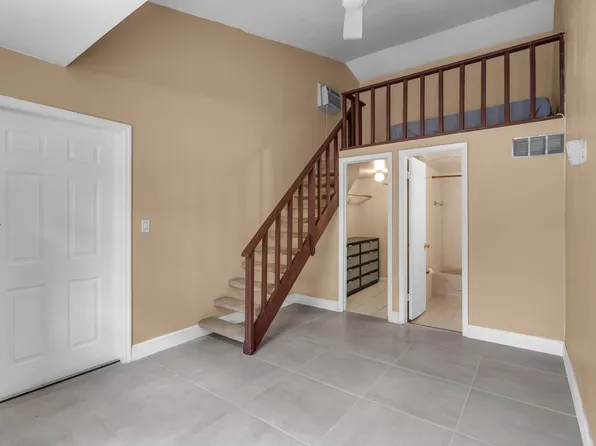 214X SW 2xth St, Miami, FL