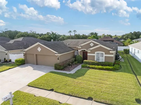 29446 Allegro Dr, Zephyrhills, FL 33543