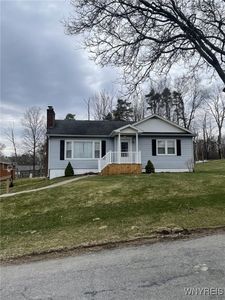 9 Cherry Ln, Lakewood, NY, 14750