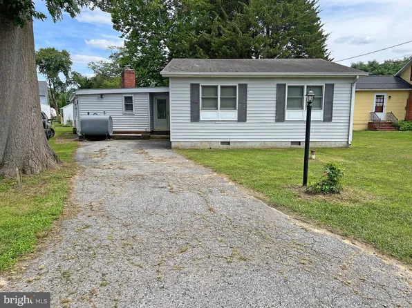 56 Farmdale Rd, Earleville, MD 21919