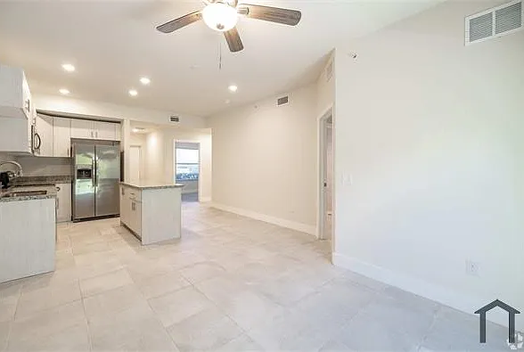 3303 SW 8th Ct #208 — Photo 9