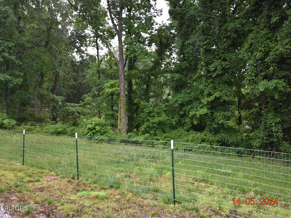 2nd image of 181 Pine Ridge Rd
