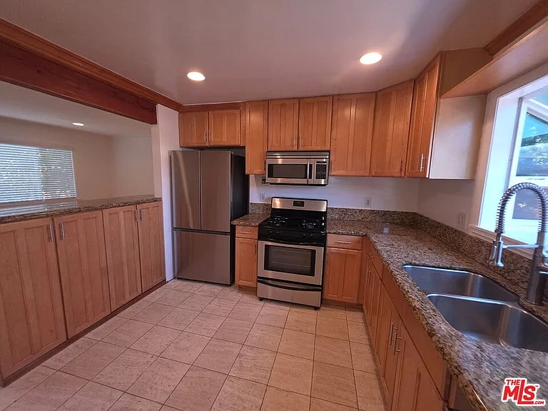 309 Broadway St #19 — Photo 11