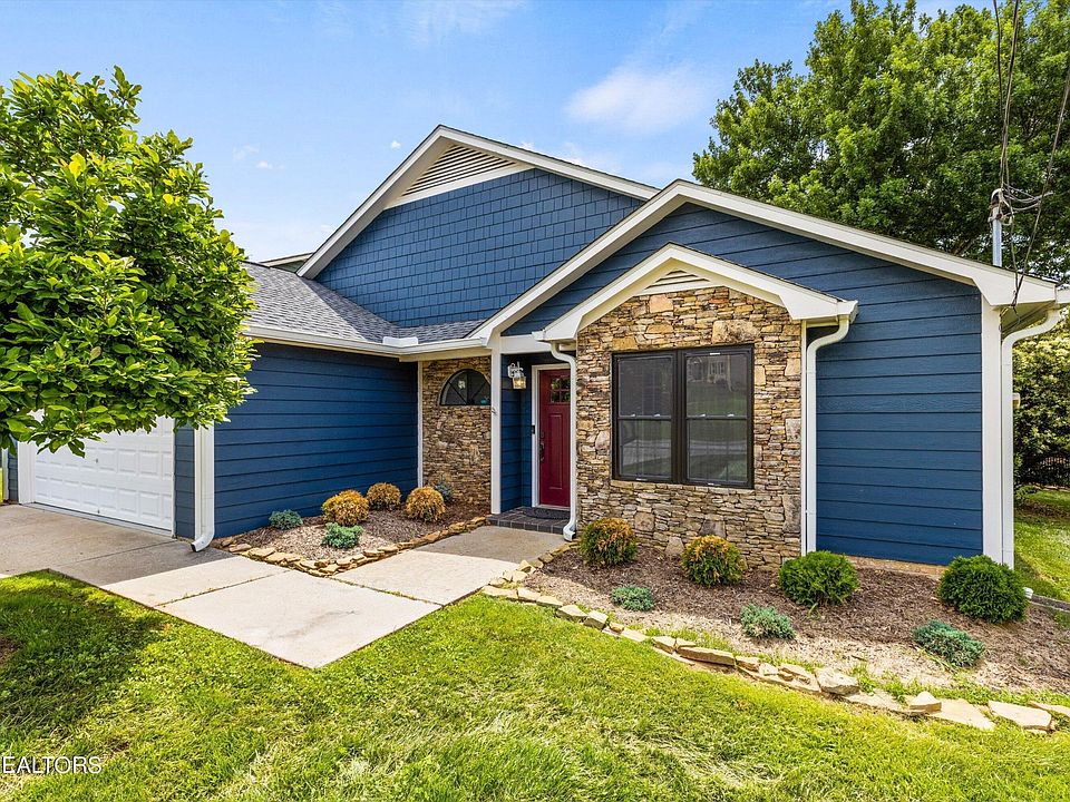 1st image of 10918 Harbour Park Ln