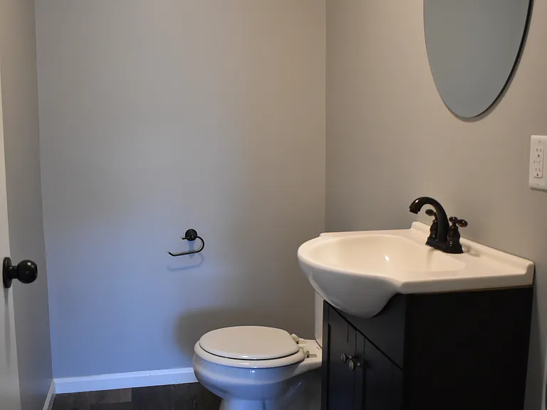 118 Ives Ave #A — Photo 4